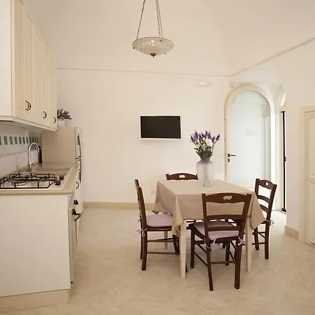 Aparthotel Rosato *